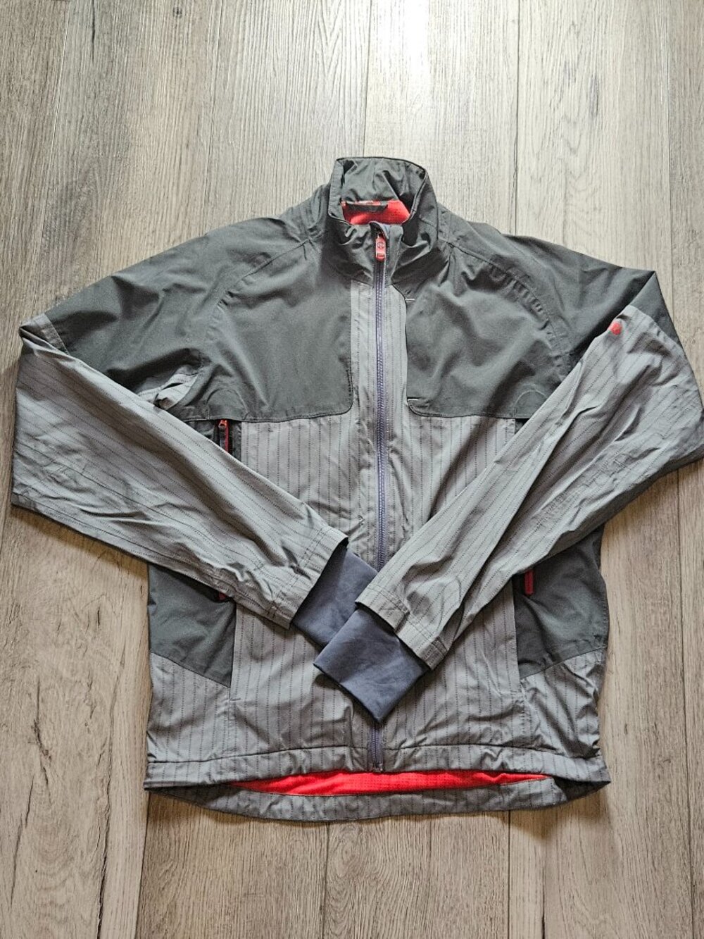 Lululemon Windbreaker Rare Jacket Striped Gray Reflective Mens Size S Logo